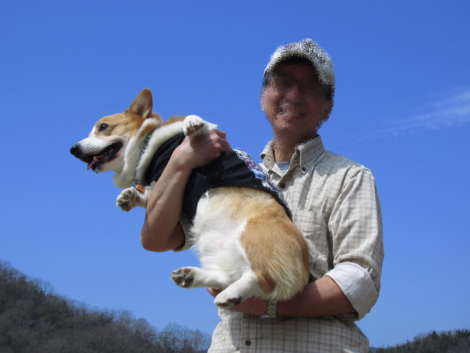 チャヌパパさんに抱っこされる多聞くん