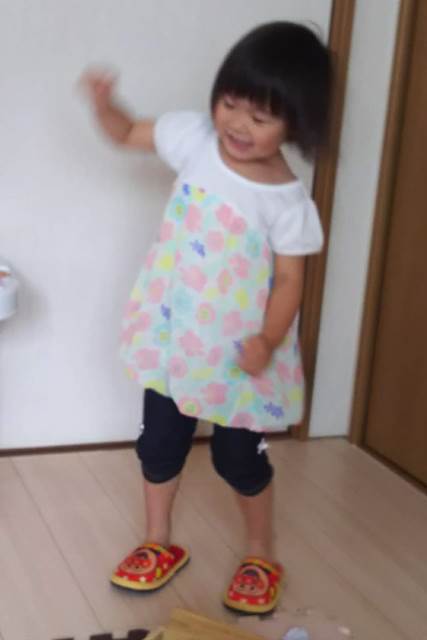 おもちゃにはじけるゆいな