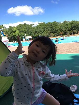 服部緑地プールにて