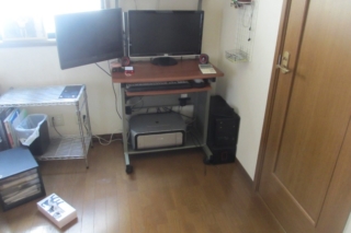 もうちょっとなんとかしたいパソコン周り